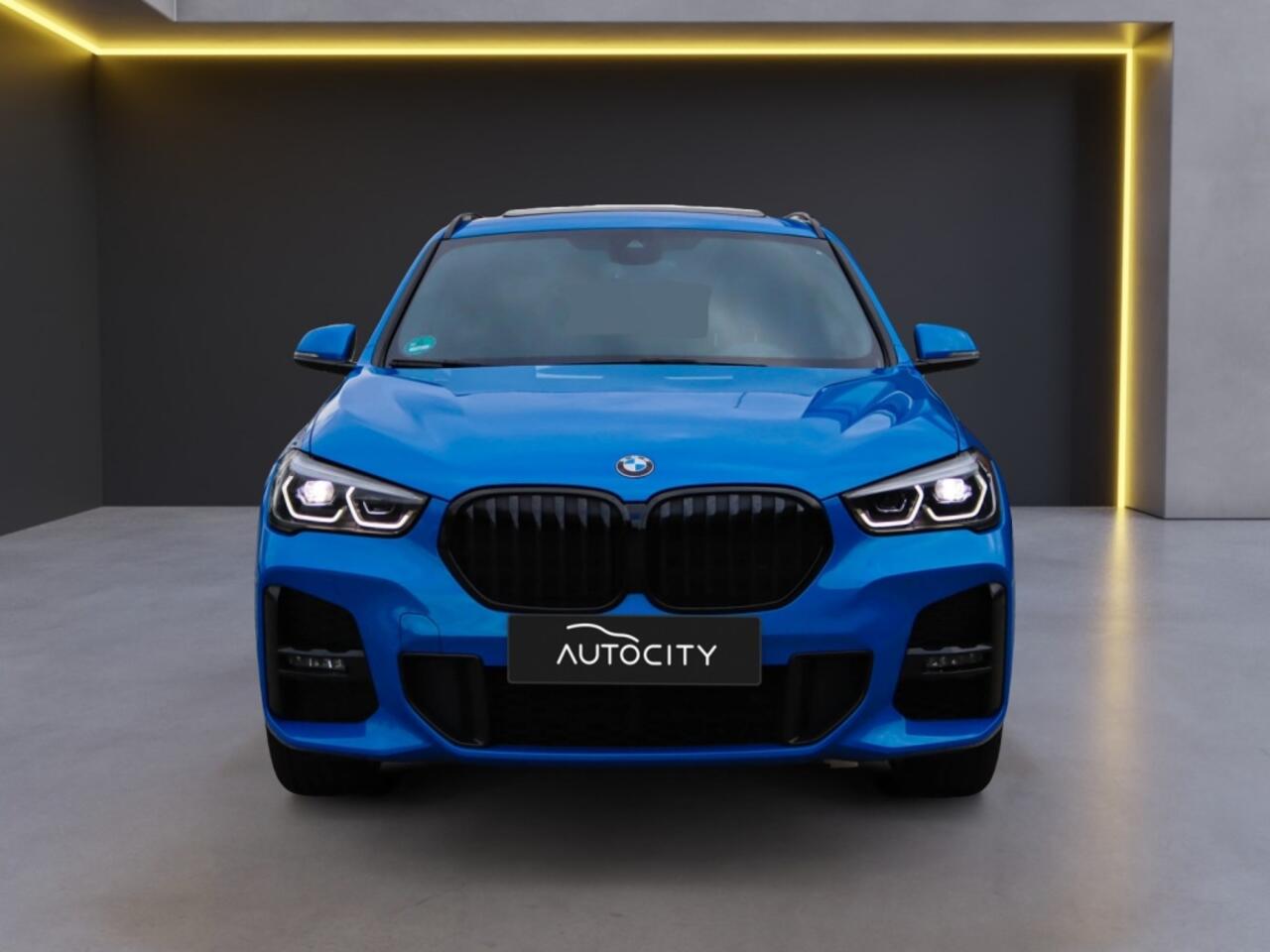 BMW X1 sDrive 20i M Sport Pano l Memory l Trekhaak l VOL OPTIES