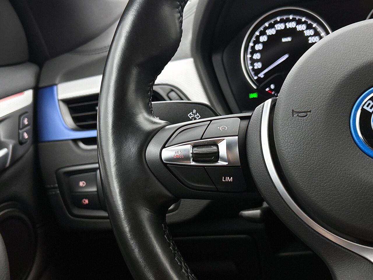 BMW X1 xDrive25e Exe PLUG-In M Sport Shadow TREKHAAK | 1/2 LEER | EL. ACHTERKLEP | 18"LM