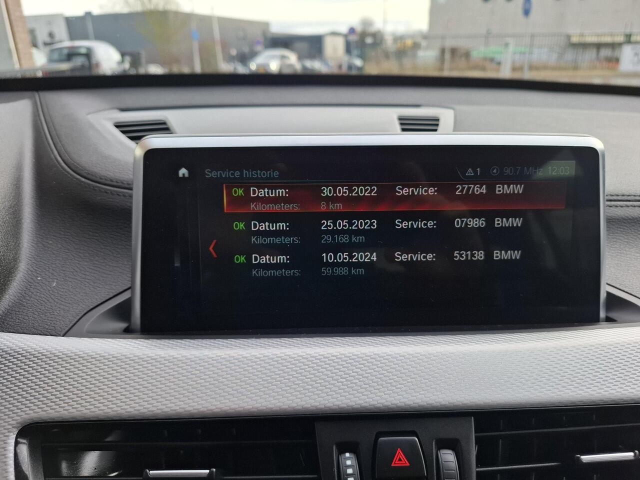 BMW X1 xDrive25e High Executive M uitvoering