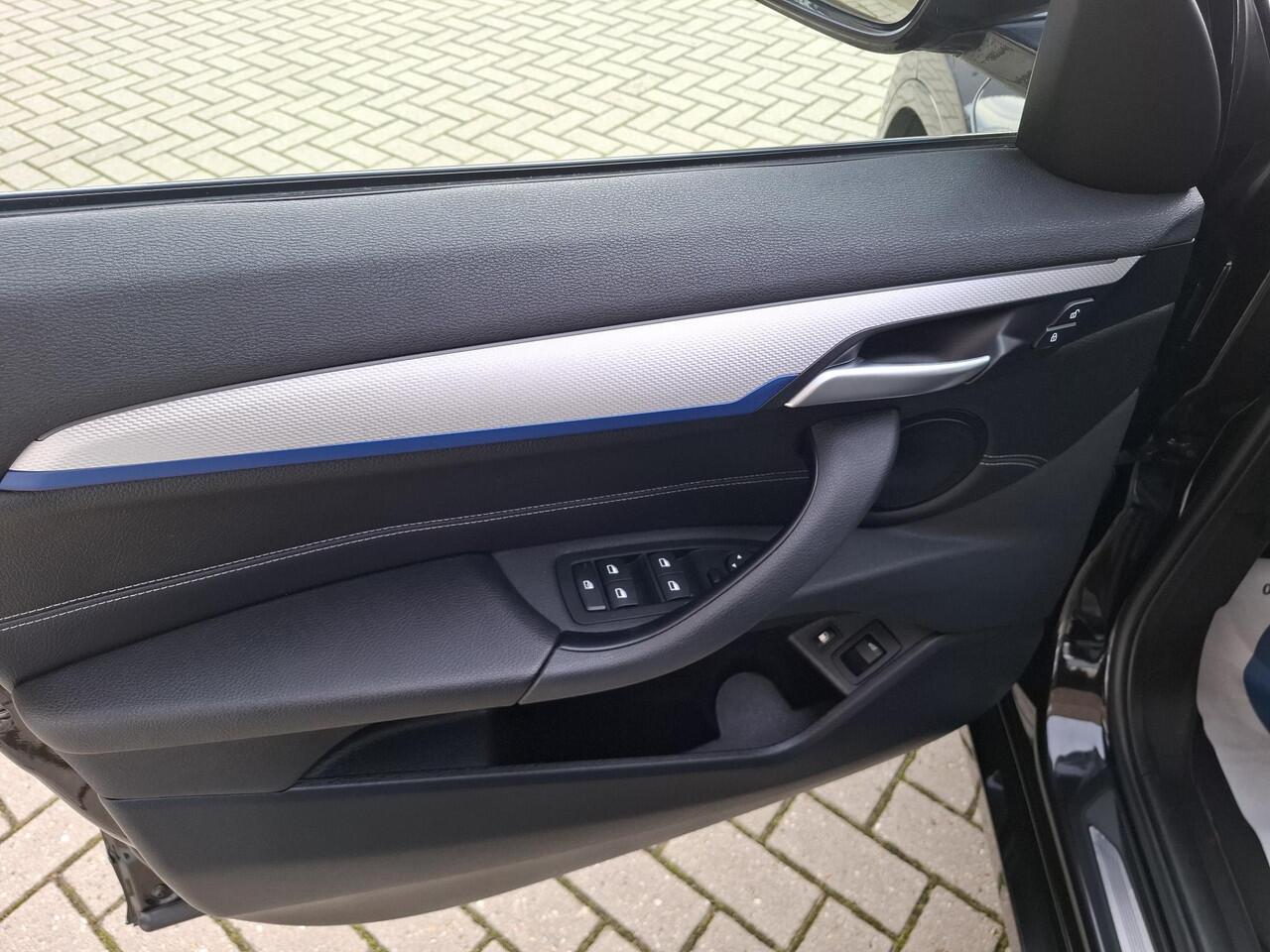 BMW X1 xDrive25e High Executive M uitvoering