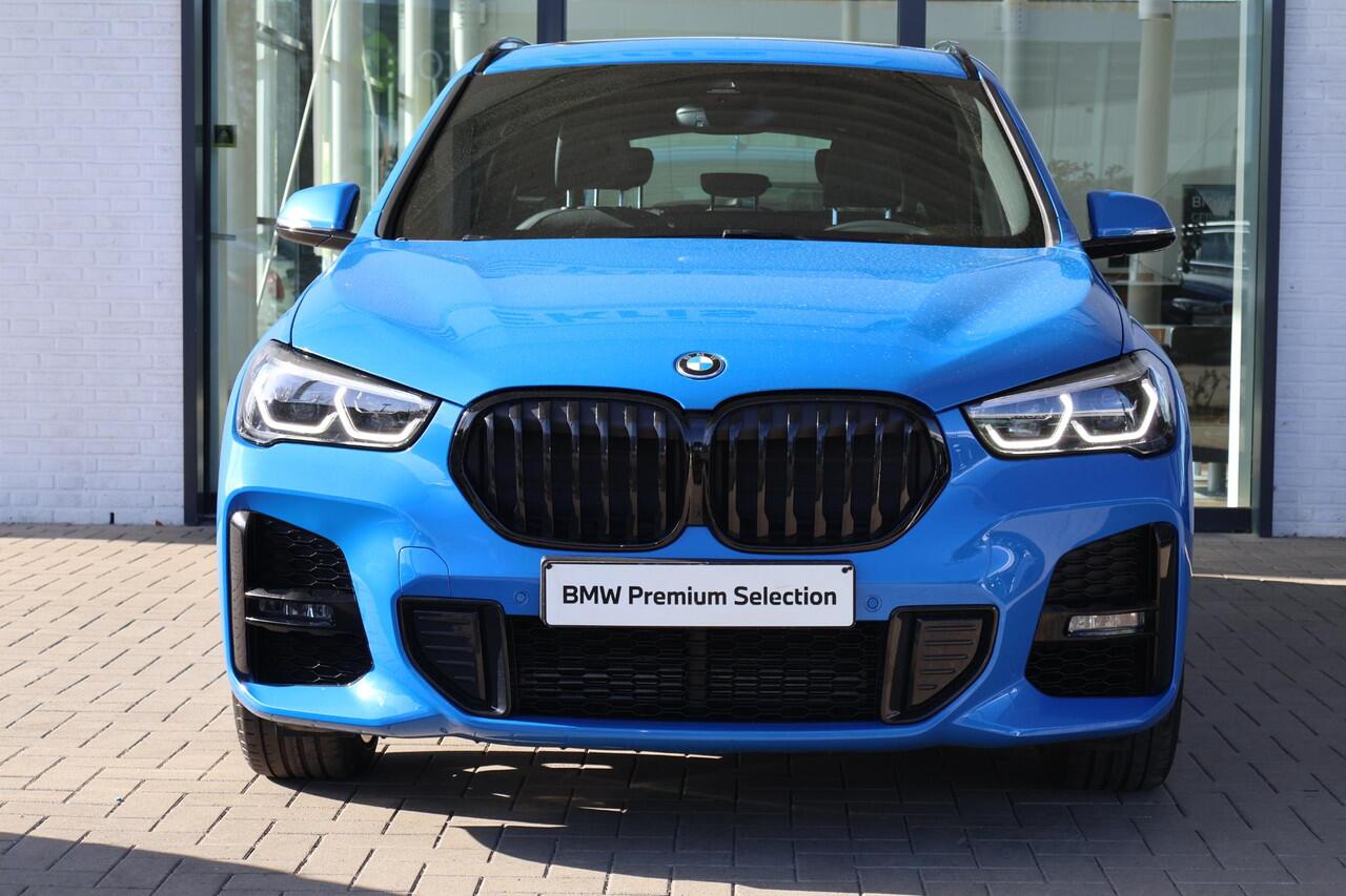 BMW X1 xDrive25e | M Sportpakket | Panorama Dak | Stoelverwarming | Comfort Access