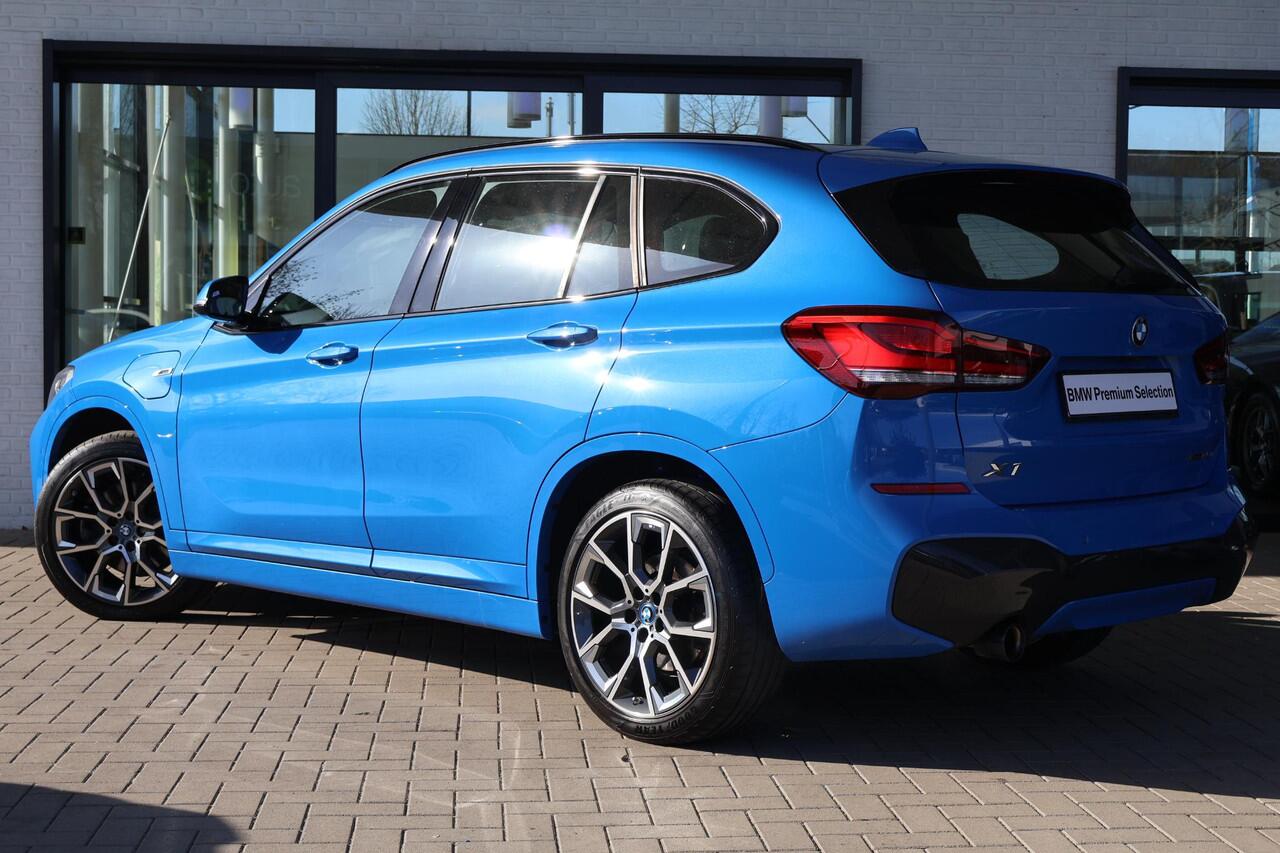 BMW X1 xDrive25e | M Sportpakket | Panorama Dak | Stoelverwarming | Comfort Access