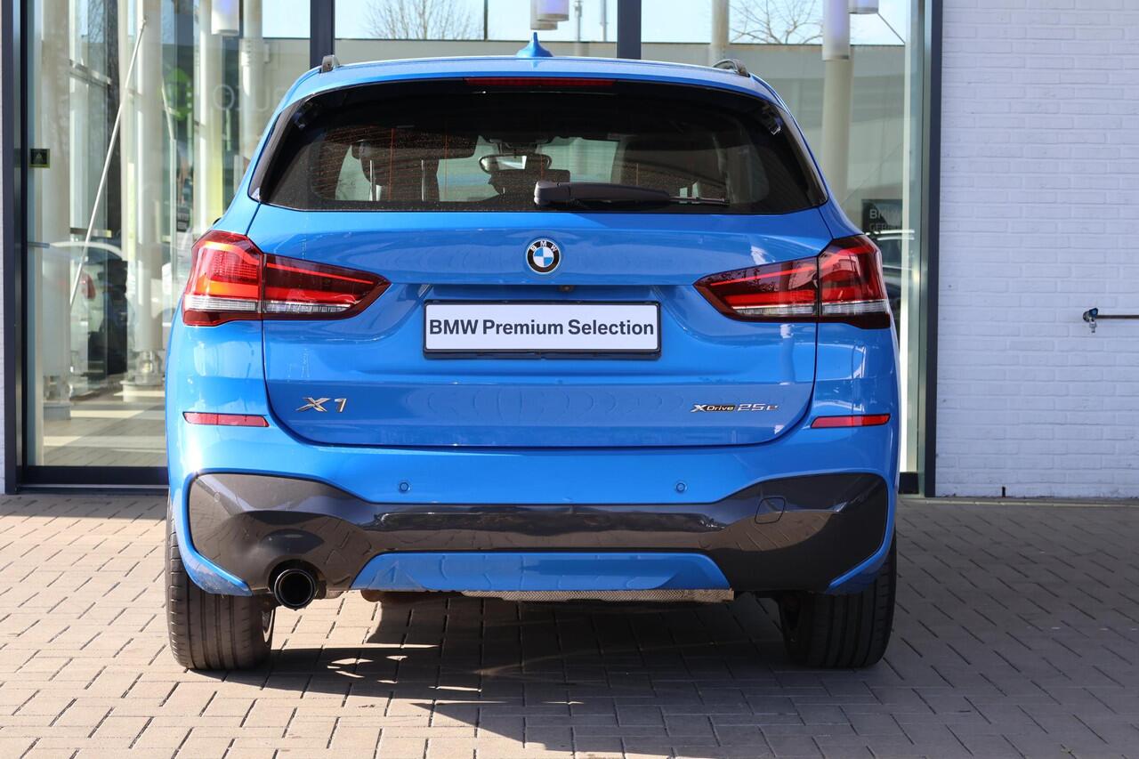 BMW X1 xDrive25e | M Sportpakket | Panorama Dak | Stoelverwarming | Comfort Access