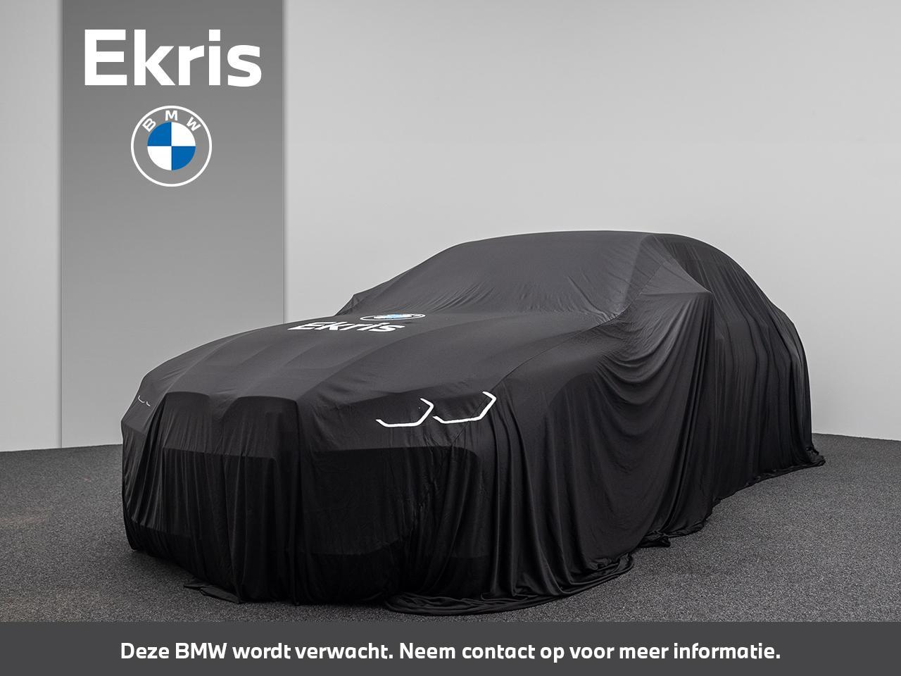 BMW X1 xDrive25e Widescreen | Parkeercamera | Comfort Access | 17"