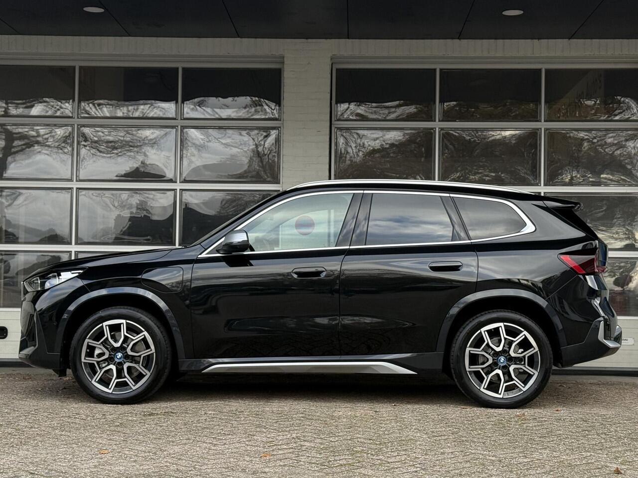 BMW X1 xDrive30e X LINE | DRIVING PROFF. | SPORTSTOELEN | LEDER | TREKHAAK | ELEKTR. STOELEN |