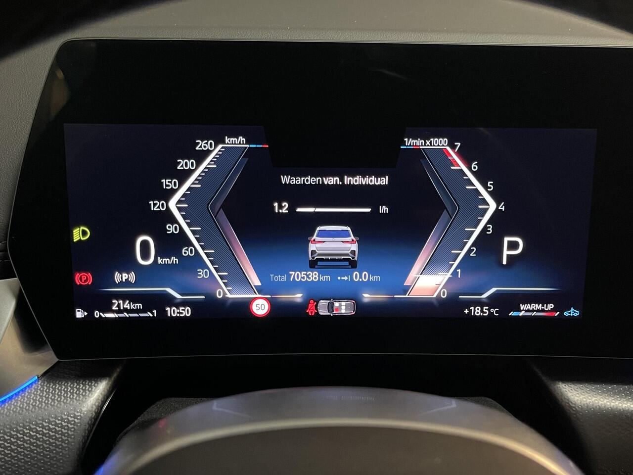 BMW X1 sDrive18i M Sport Shadow Line 18"/Sportstoelen/Adaptieve cruise/Keyless/Stoelverwarming/Camera/Elektrisch klep