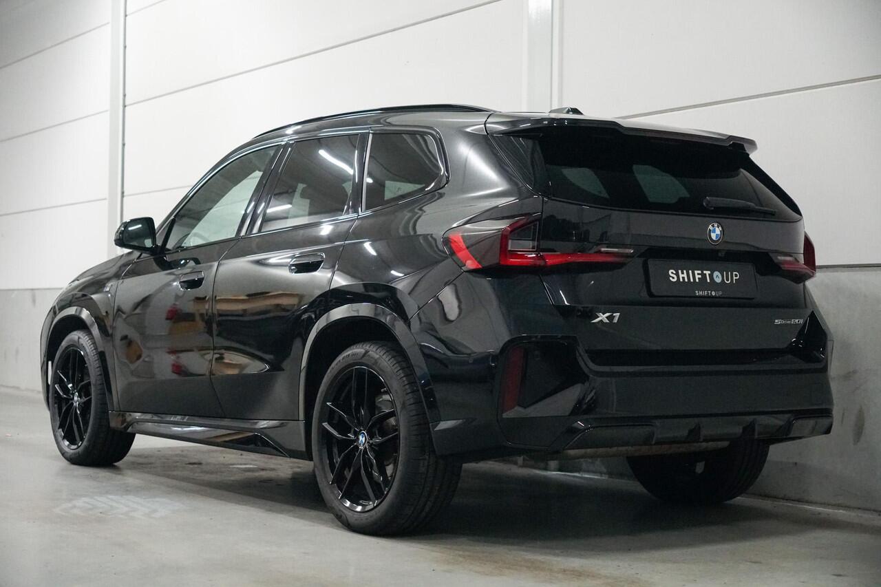 BMW X1 sDrive20i M-Sport | Panoramadak | Harman Kardon | Head Up