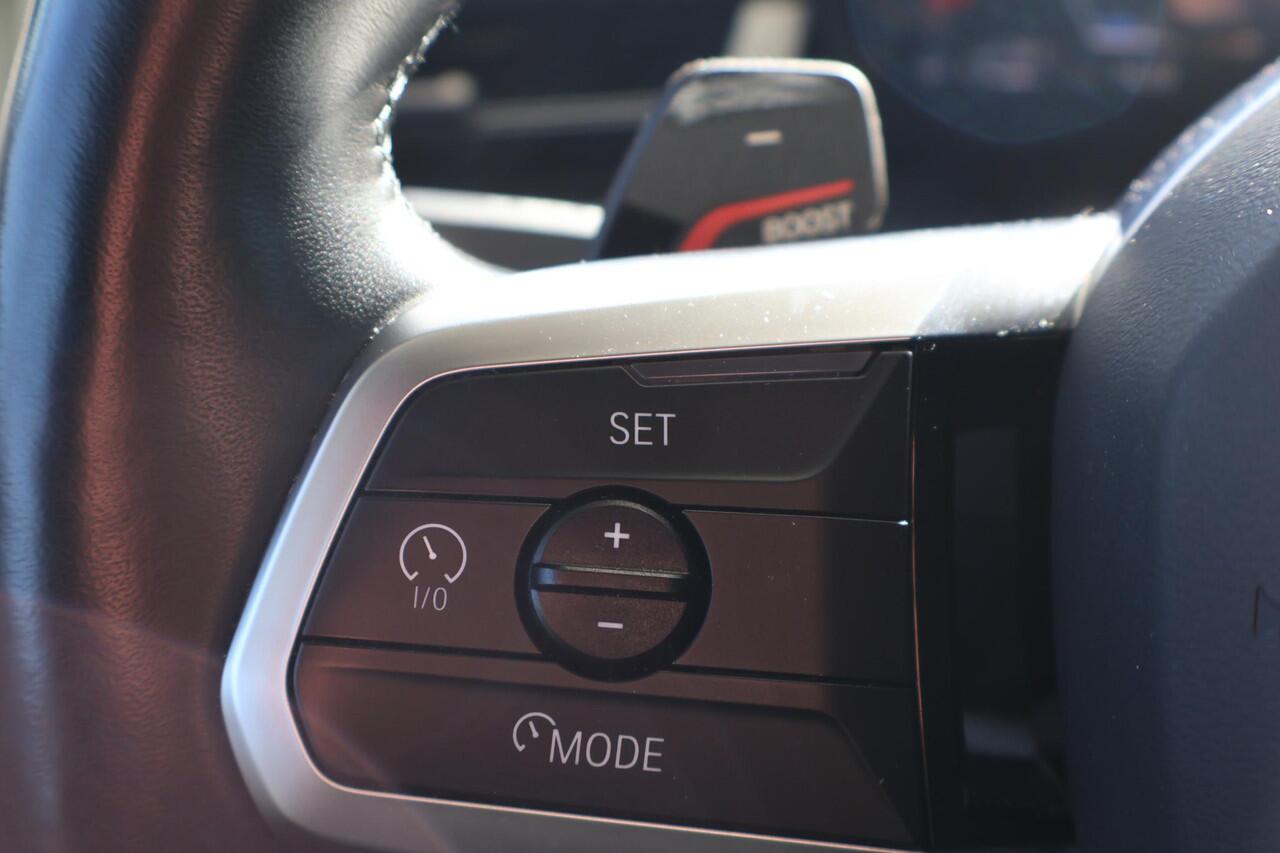 BMW X1 xDrive30e M sport | Innovation Pack | HUD | Comfort Pack | 20'' velgen