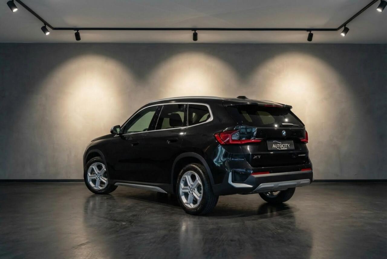 BMW X1 xDrive25e PHEV Facelift | Adaptive LED | Stoelverwarming | Comfo