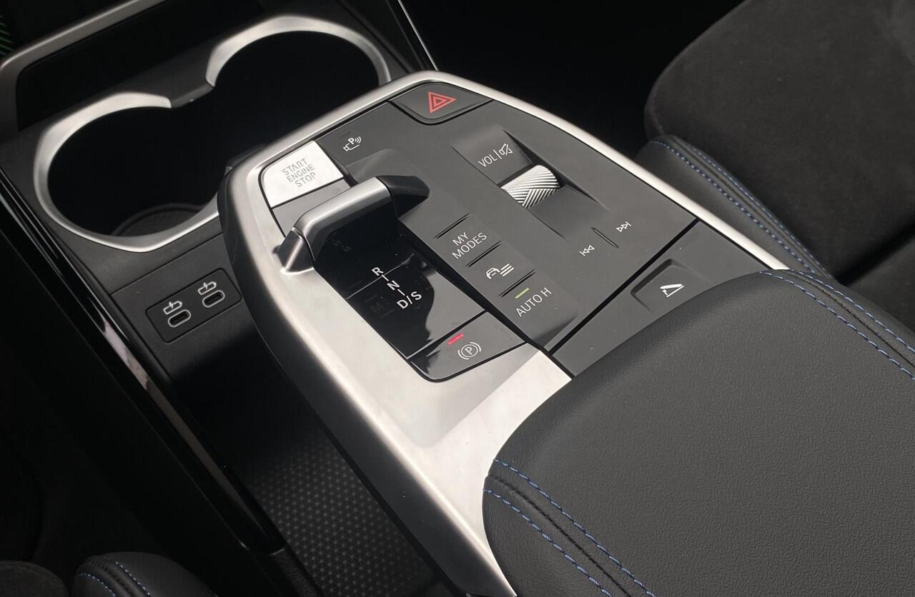 BMW X1 xDrive25e | M-Sport | Achteruitrijcamera | Driving Assistant Plus