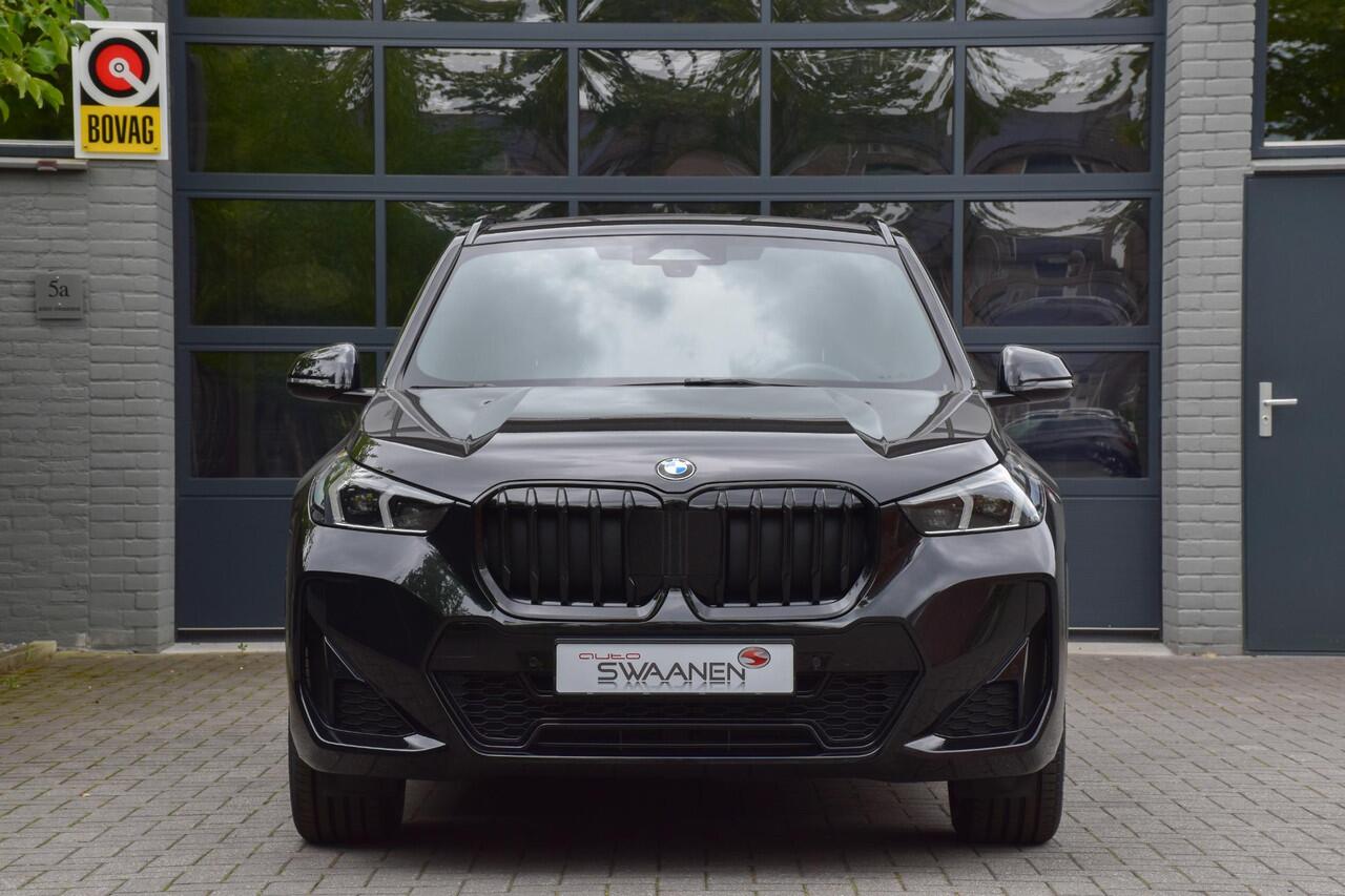 BMW X1 sDrive18i M Sport | CarPlay | Camera | Fabrieksgarantie | Direct leverbaar