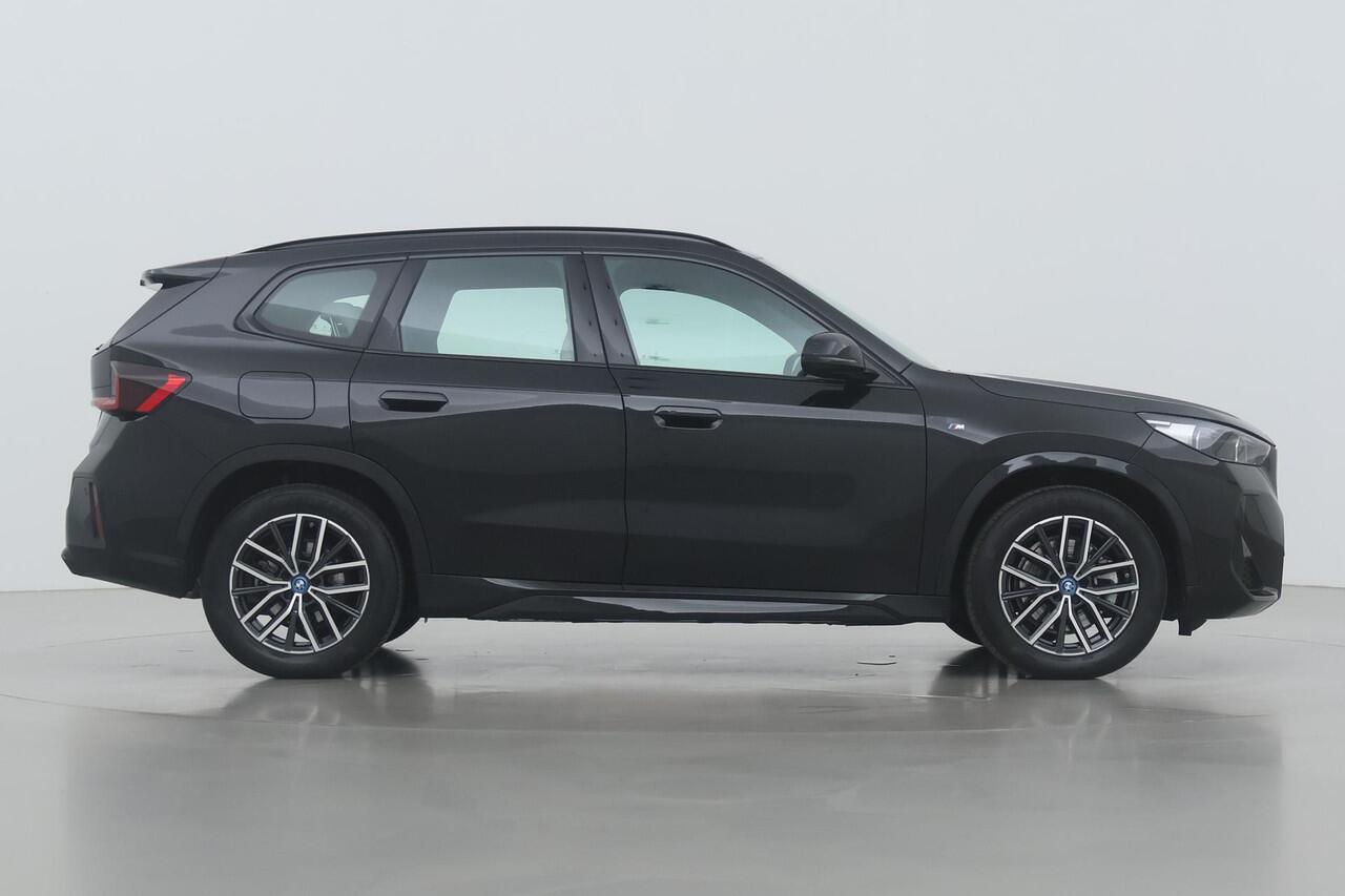 BMW X1 xDrive25e M-Sport | Shadow Line | Camera | Apple Carplay | PDC V+A | Stoelverwarming