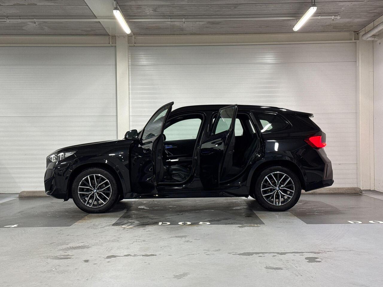 BMW X1 sDrive18i | Stoelverwarming | Trekhaak | Achteruitrij Camera