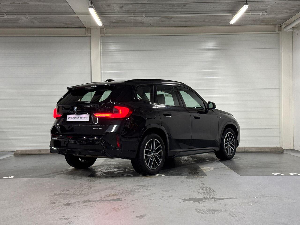 BMW X1 sDrive18i | Stoelverwarming | Trekhaak | Achteruitrij Camera