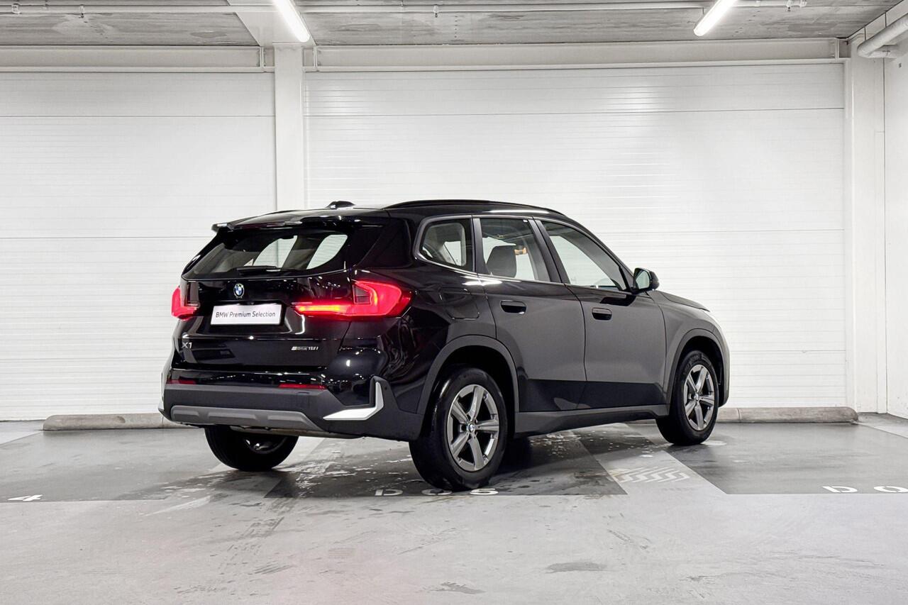 BMW X1 sDrive18i | Stoelverwarming | Trekhaak | Achteruitrij Camera