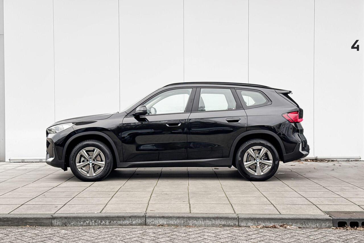 BMW X1 sDrive18i Comfort Acces / Electrische Zwenkhaak / Binnen & Buitenspiegel Automatisch Dimmend / Stoelverwarming / Adaptieve Led verlichting /