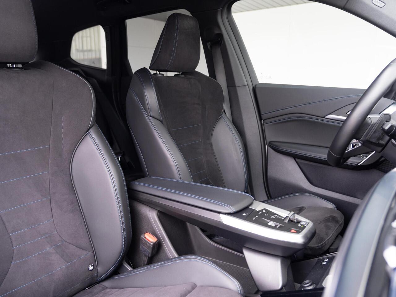 BMW X1 sDrive20i | M Sportpakket | Achteruitrijcamera | Stoelverwarming | PDC | Trekhaak