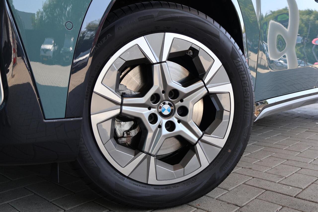 BMW X1 xDrive23i | xLine | Innovation Pack | Comfort Pack