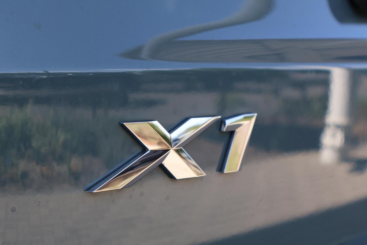 BMW X1 xDrive23i | xLine | Innovation Pack | Comfort Pack