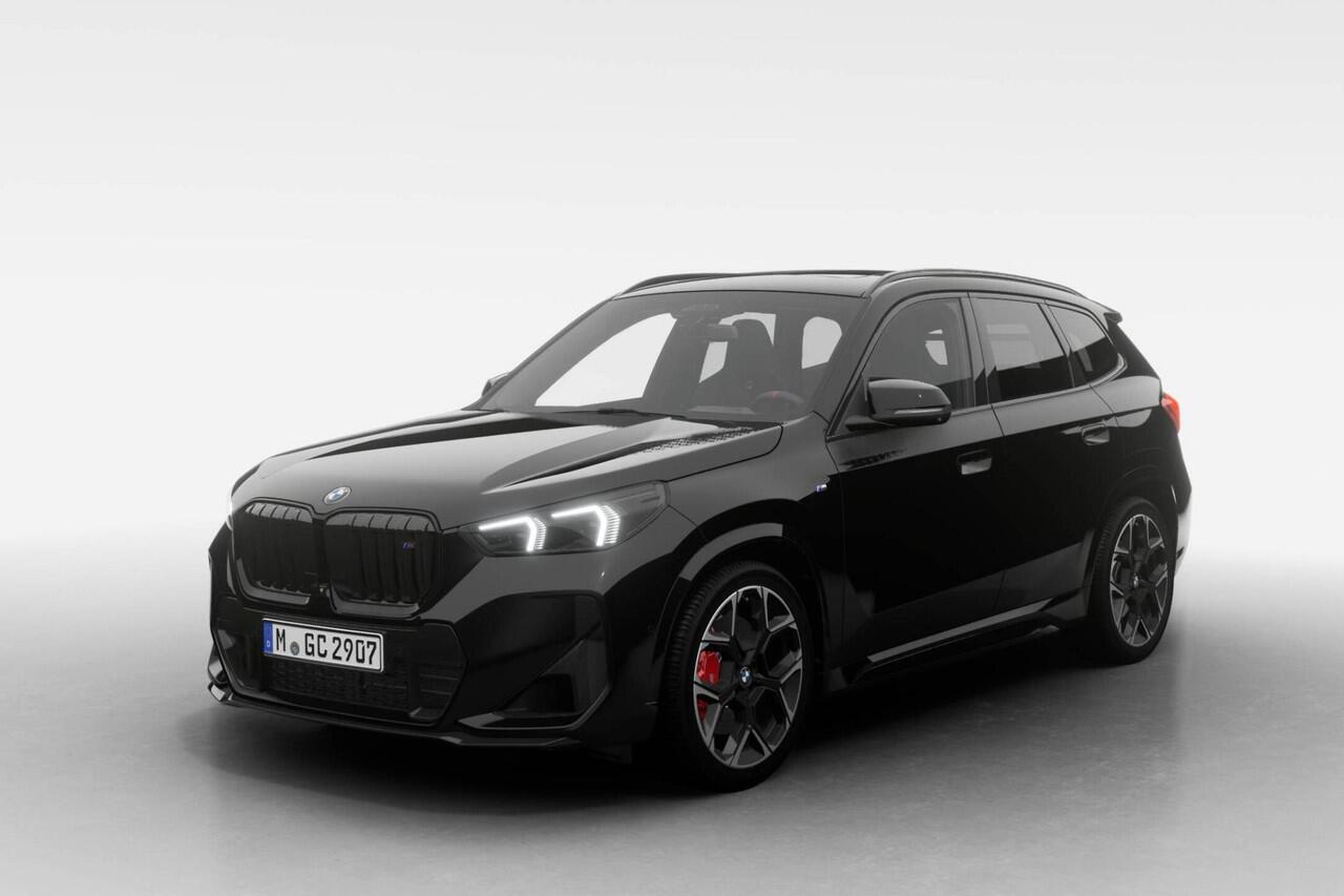 BMW X1 M35i xDrive | M Sport Pro | Innovation Pack | Travel Pack | Elektrisch verstelbare stoelen