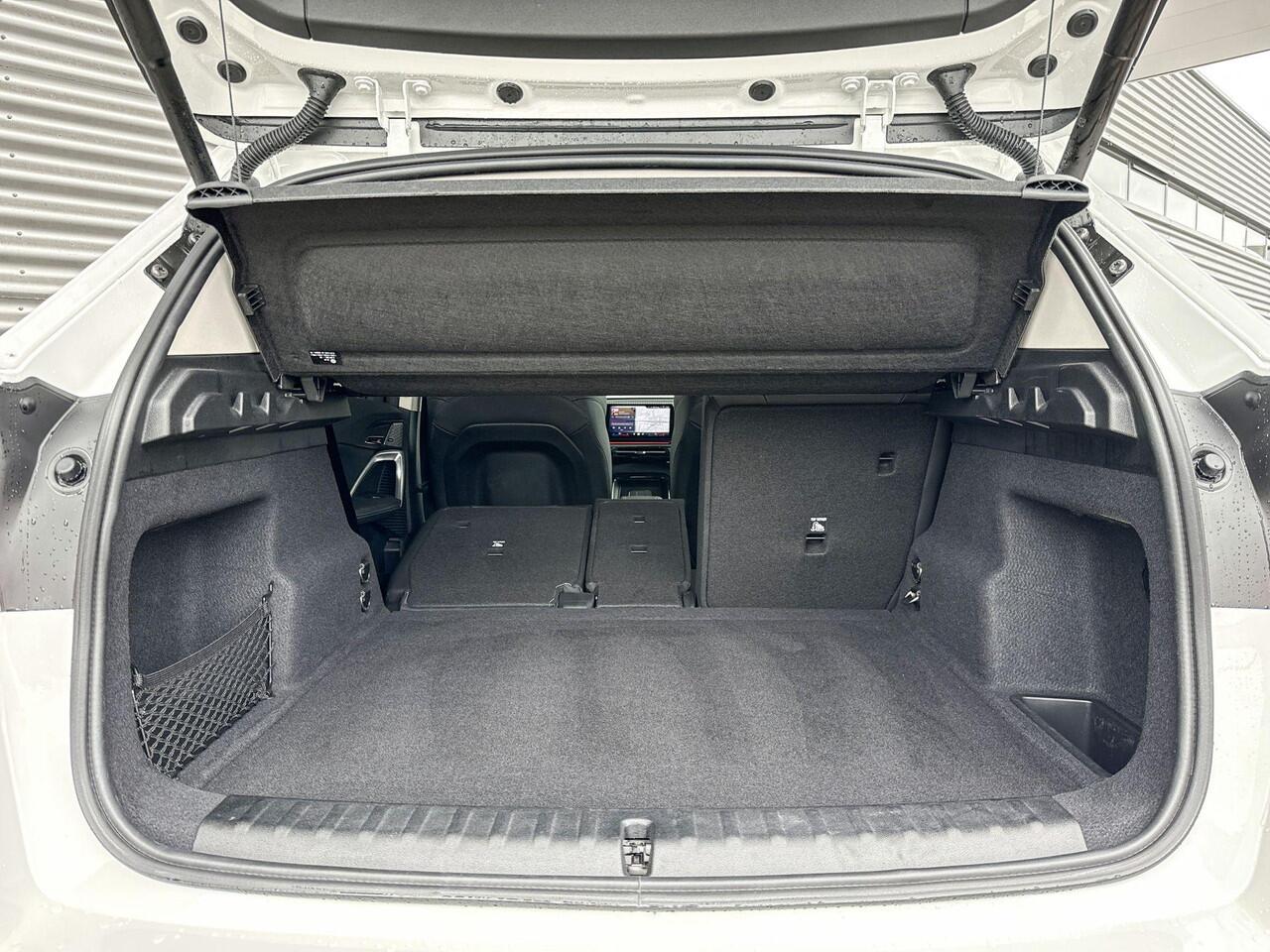 BMW X1 sDrive20i xLine / Innovation Pack / Trekhaak / Selections