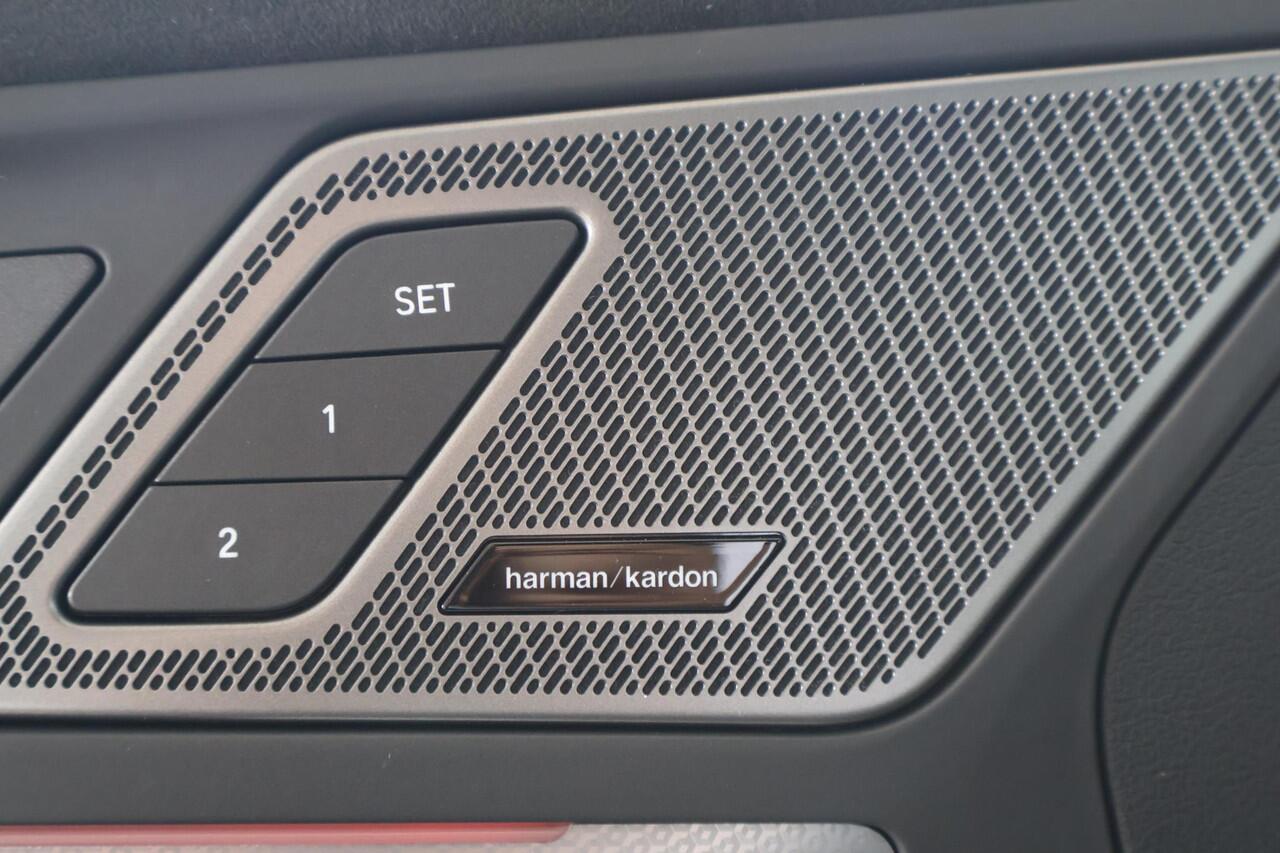 BMW X1 xDrive25e | M Sportpakket | Innovation Pack | Comfort Pack | Trekhaak