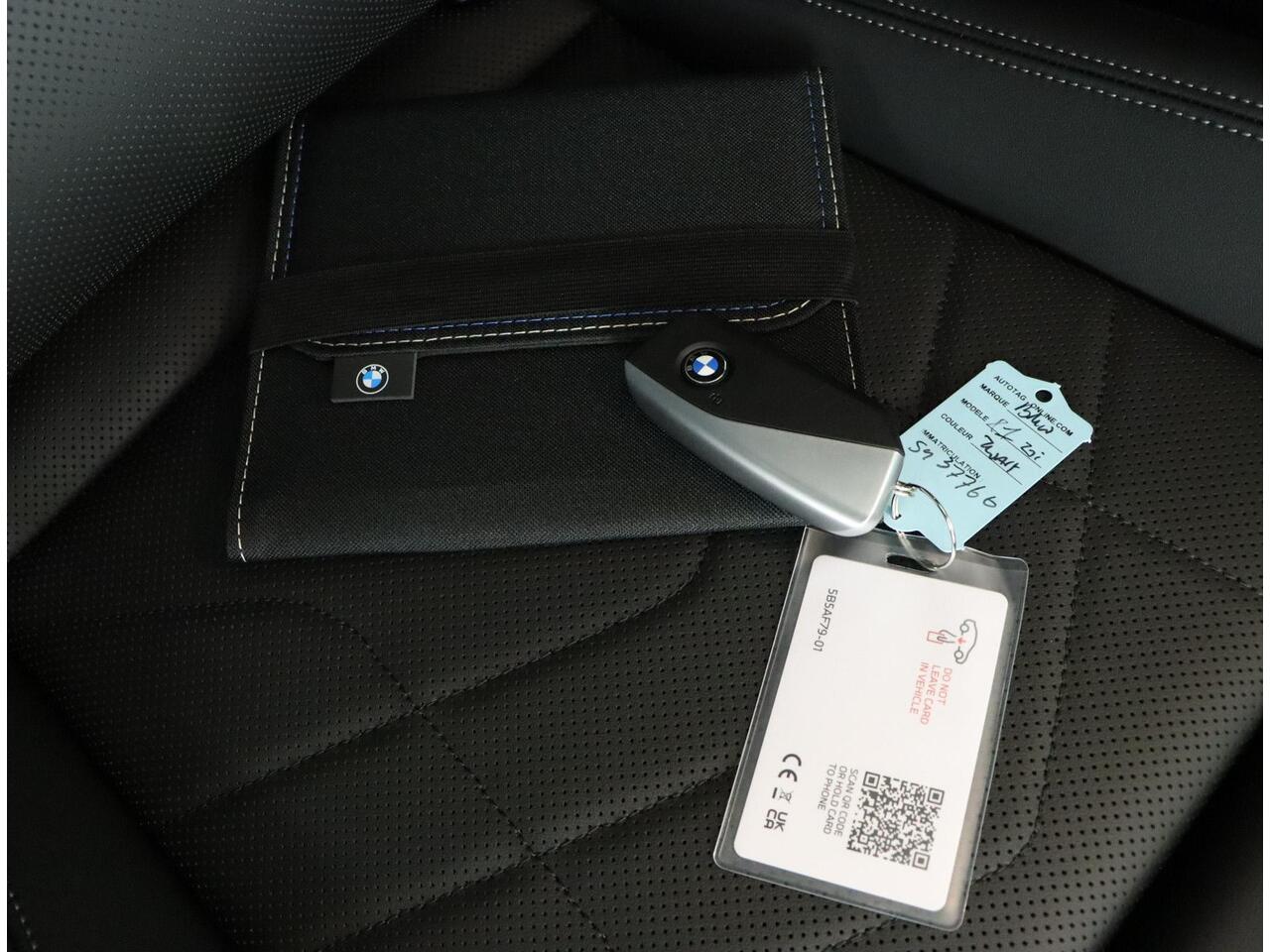 BMW X1 sDrive20i M Sportpakket Pro | Trekhaak | Panoramadak | Driving Assistant Plus | Harman-Kardon | Comfort Access