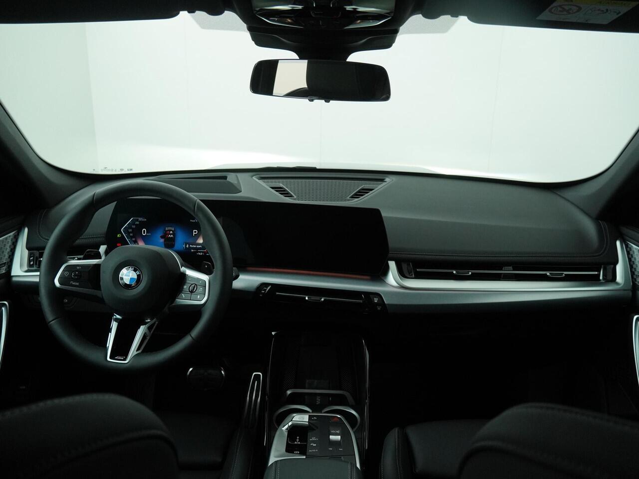 BMW X1 xDrive23i | M Sportpakket | M Sportpakket Pro | Equipment Pack Pro | Comfort Pack | Travel Pack