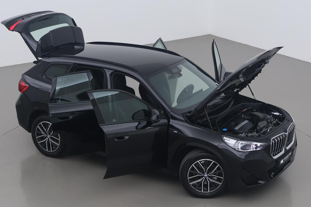 BMW X1 sDrive18i M-Sport | Shadow Line | Stoelverwarming | Camera | Apple Carplay