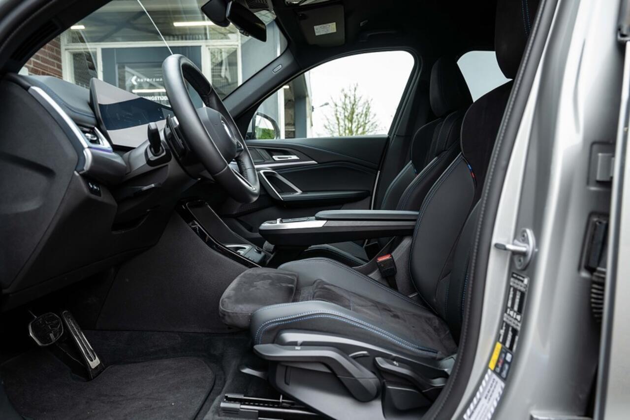 BMW X1 25e xDrive M Sport | Shadow | Driving Ass. | Camera | Adapt. Led | Stoelverwarming | 20' Inch |
