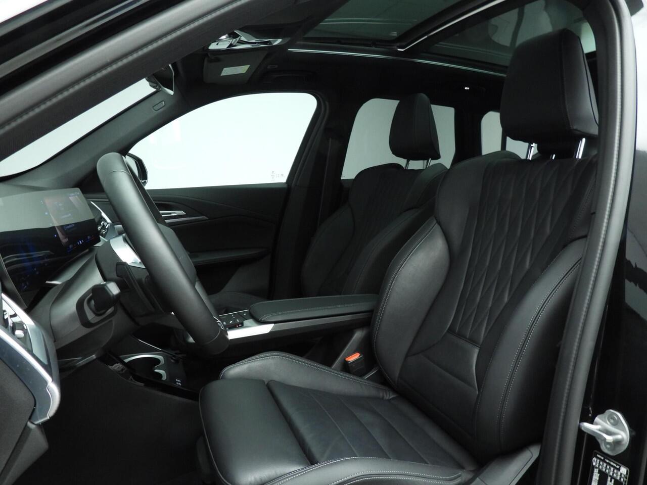 BMW X1 xDrive25e | M-Sportpakket | LED | Leder | Navigatie | Schuifdak | Trekhaak | Sportstoelen | DAB | Alu 19 inch