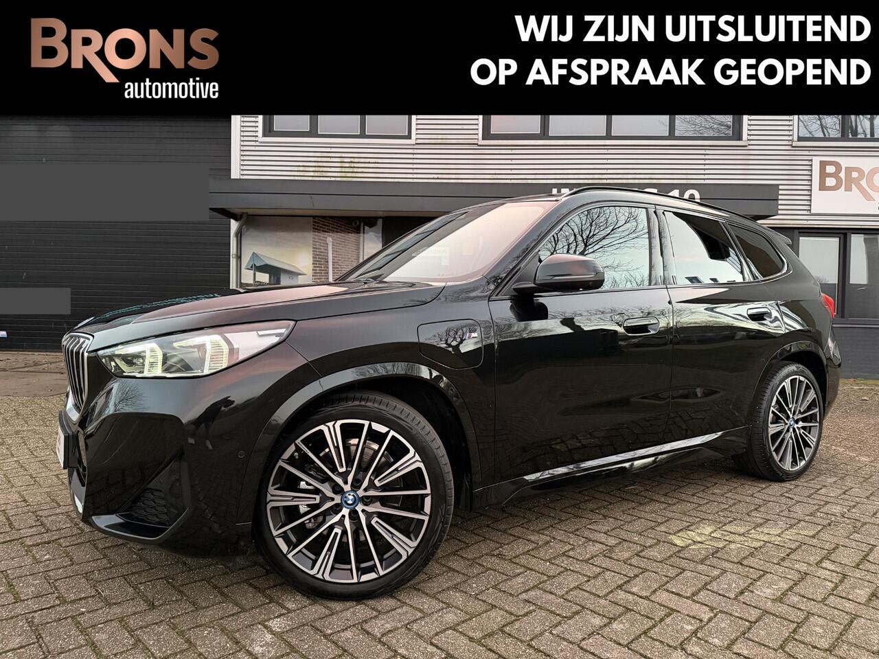 BMW X1 xDrive30e 20 inc l Pano l Zeer luxe l Hybrid