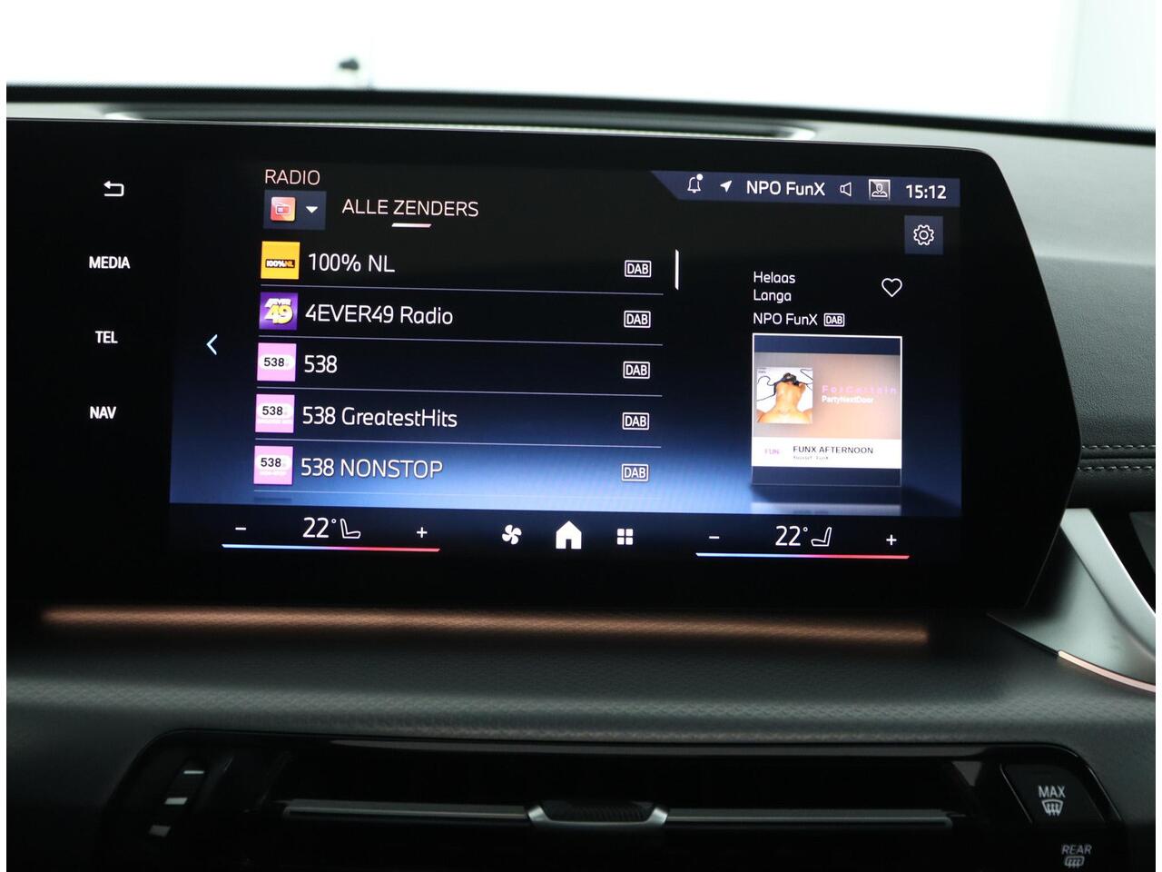 BMW X1 sDrive20i M Sportpakket Pro | Trekhaak | Panoramadak | Driving Assistant Plus | Harman-Kardon | Comfort Access | Ekris Selection