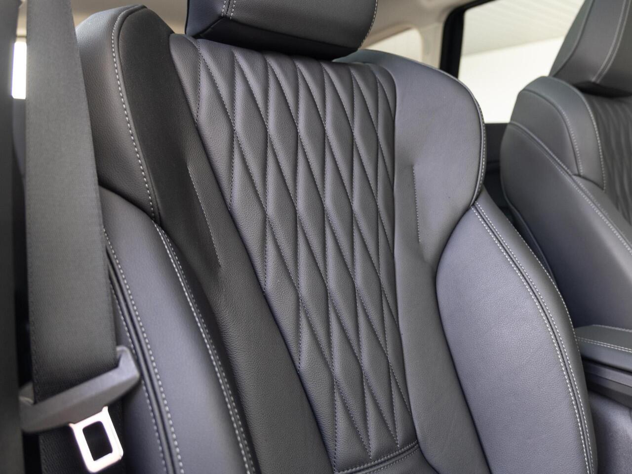 BMW X1 xDrive23i | Innovation Pack | Travel Pack | Comfort Access | Panoramadak | Stoelverwarming | Head-Up Display | Harman-Kardon | Trekhaak