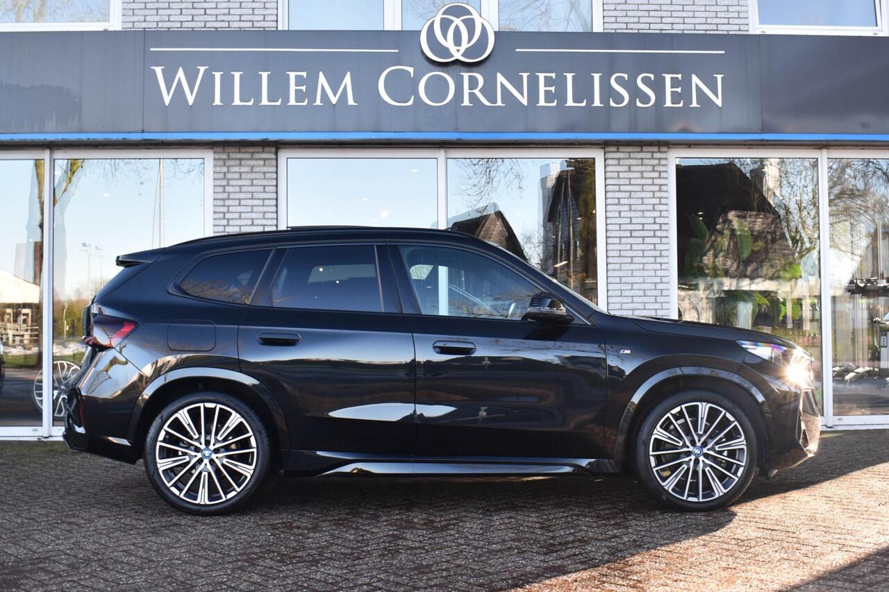 BMW X1 xDrive25e M-Sport Pano ACC Camera Head-Up 20"