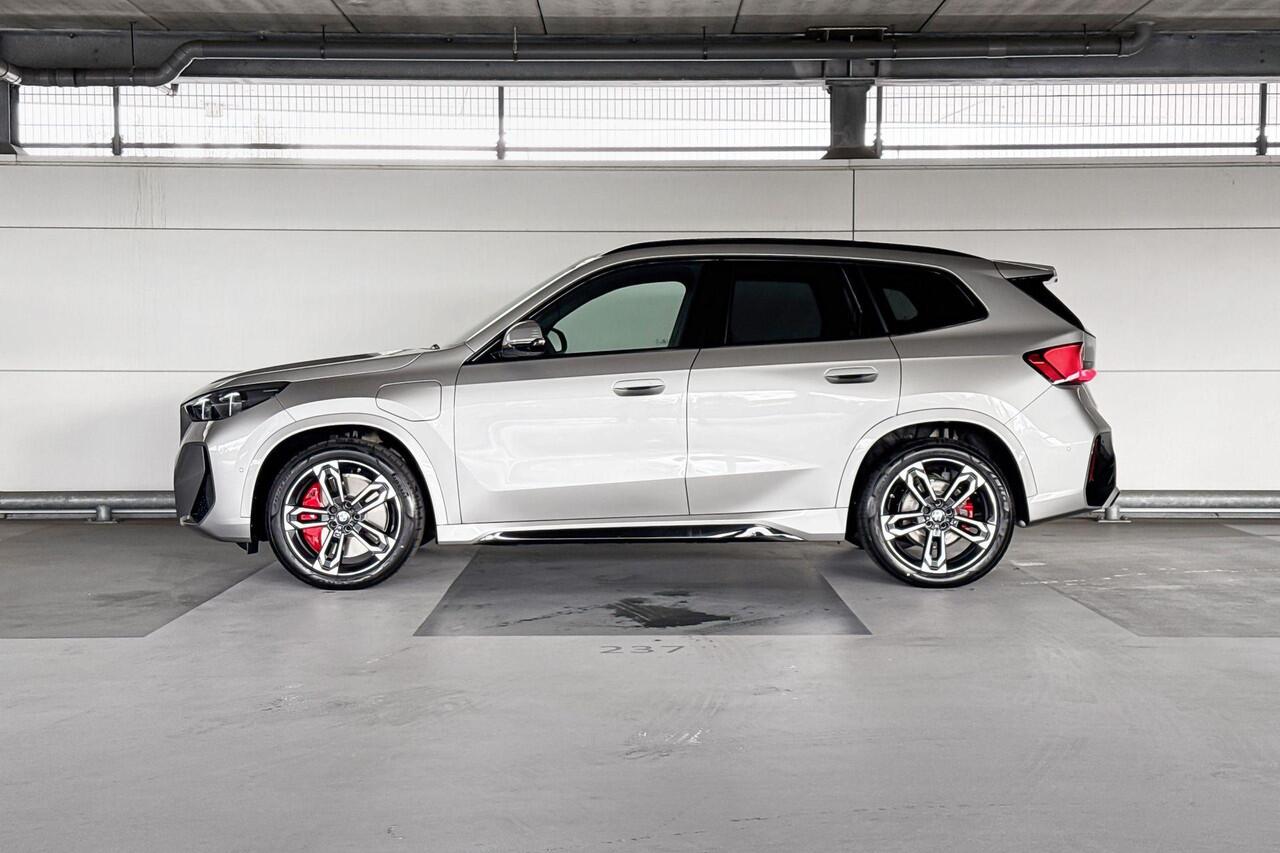 BMW X1 xDrive25e | M Sportpakket Pro | Innovation Pack | Comfort Pack | Trekhaak