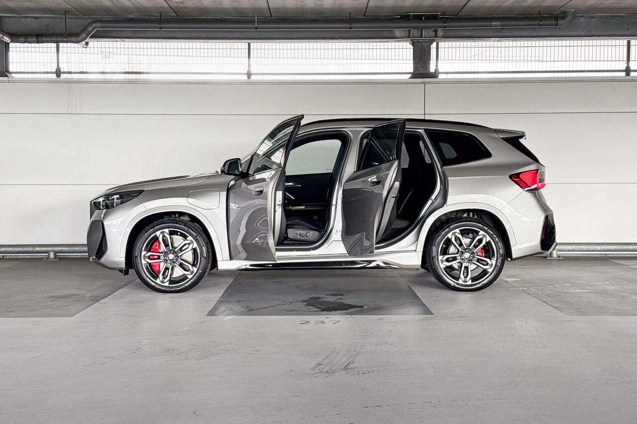 BMW X1 xDrive25e | M Sportpakket Pro | Innovation Pack | Comfort Pack | Trekhaak