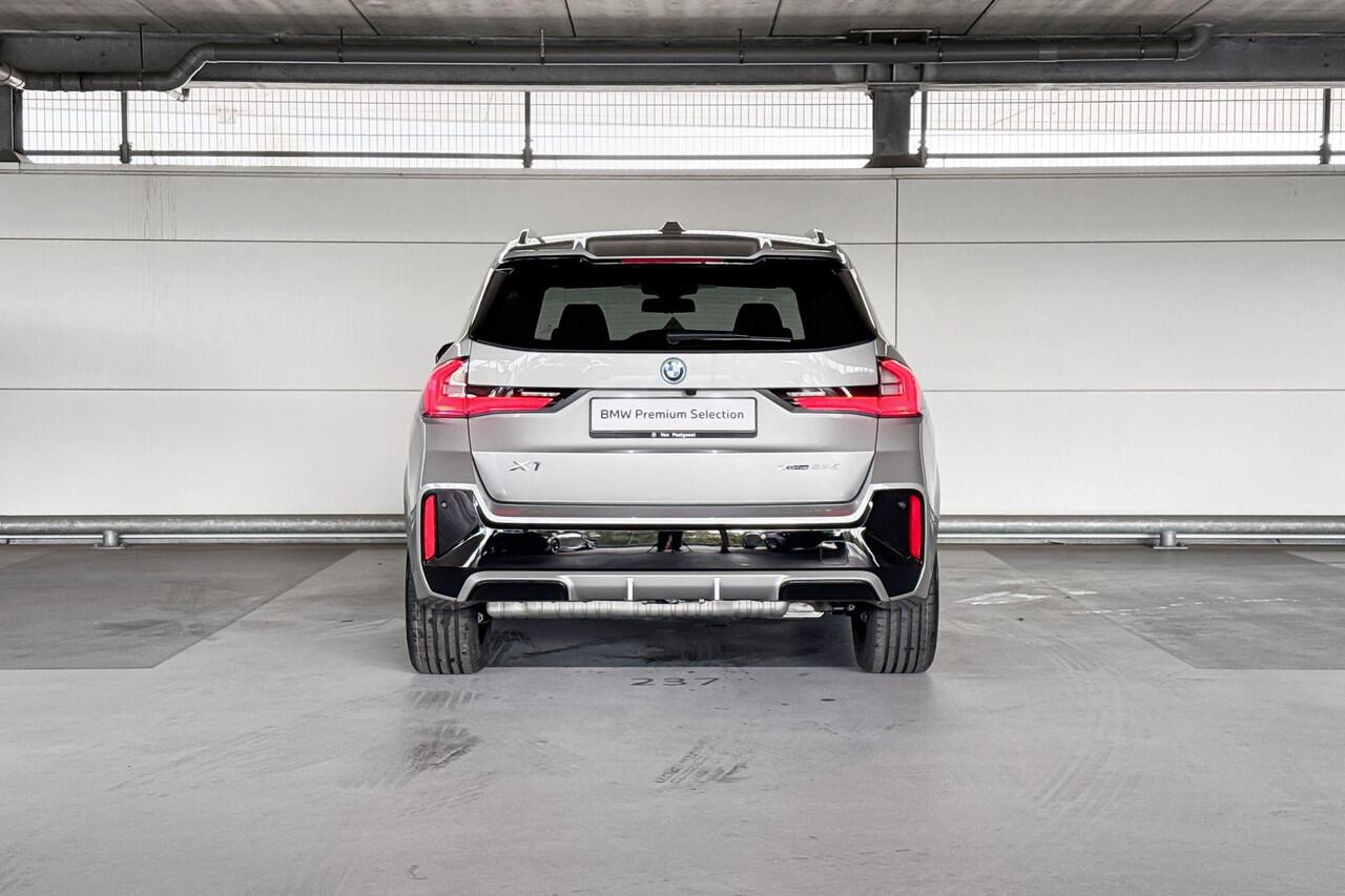 BMW X1 xDrive25e | M Sportpakket Pro | Innovation Pack | Comfort Pack | Trekhaak