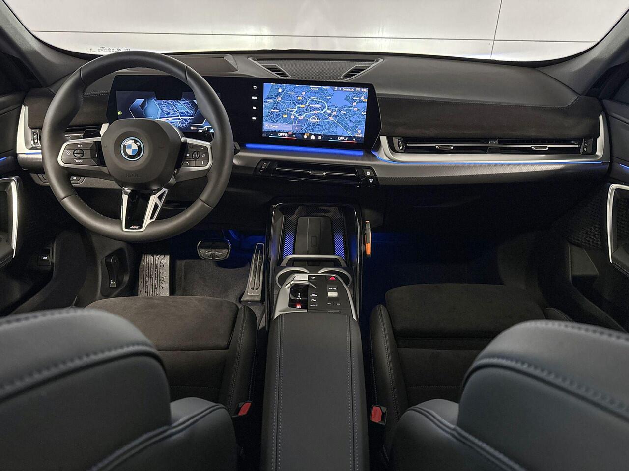 BMW X1 xDrive25e | M Sportpakket Pro | Innovation Pack | Travel Pack | Trekhaak