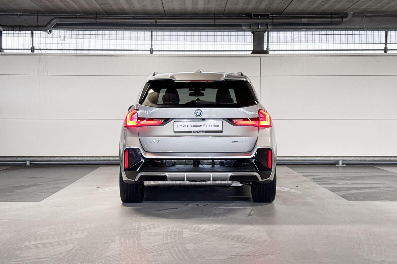 BMW X1 xDrive25e | M Sportpakket Pro | Premium Pack | Travel Pack | Trekhaak