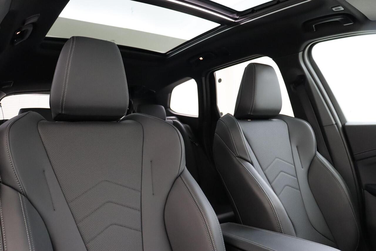 BMW X1 xDrive 25e -M SPORT|PANO.DAK|360°CAM|HEAD-UP DISP.|MEMORY SEATS|ADAP.CRUISE|TRAVEL|VEGANZA