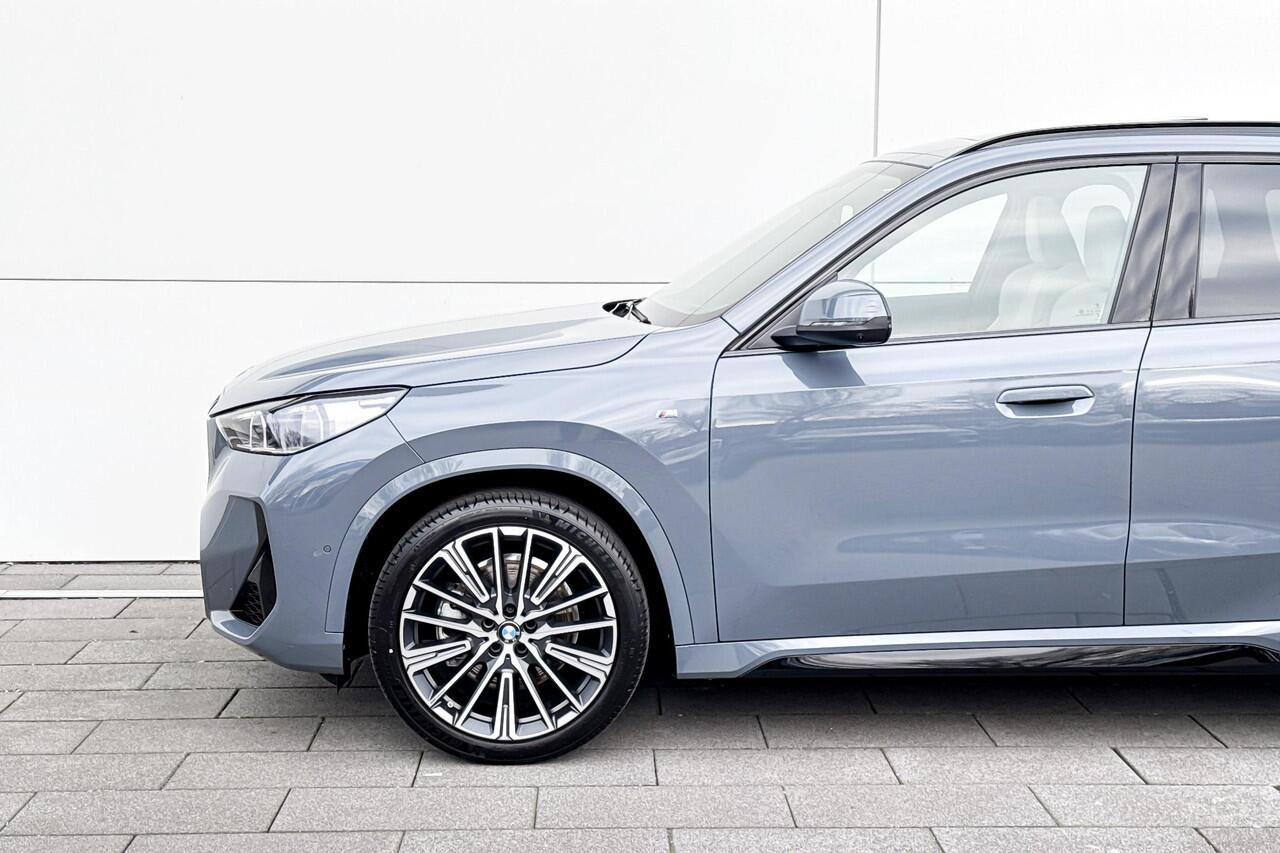 BMW X1 xDrive23i