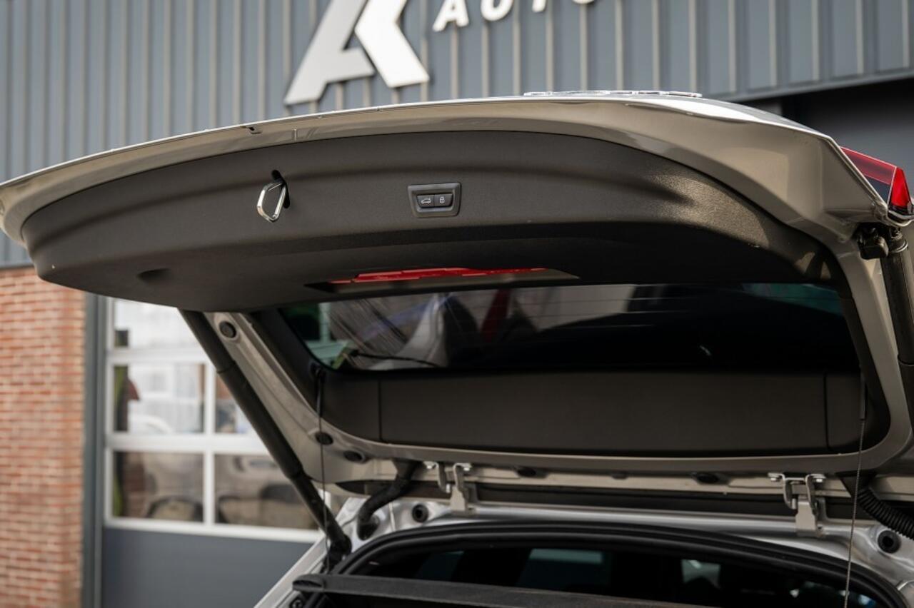 BMW X1 25e xDrive M Sport | Panorama | Shadow | ACC | 360° Camera | Head-Up | Adap. led | Stoelverwarming | 19' inch |