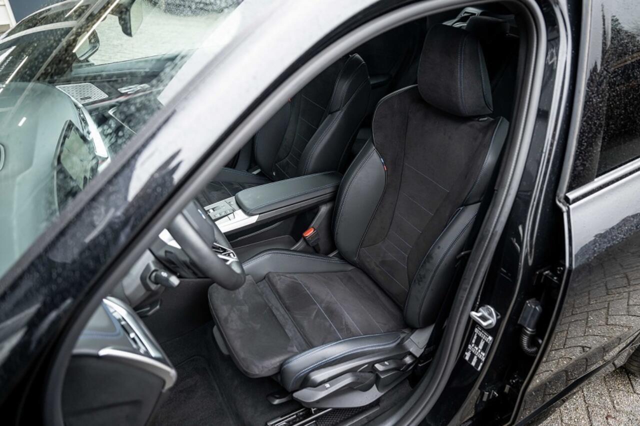 BMW X1 sDrive18i | M-Sport | Maxton | Shadow | Harman/Kardon | Keyless | Sportstoelen | Camera | Adap. led | 19' inch |