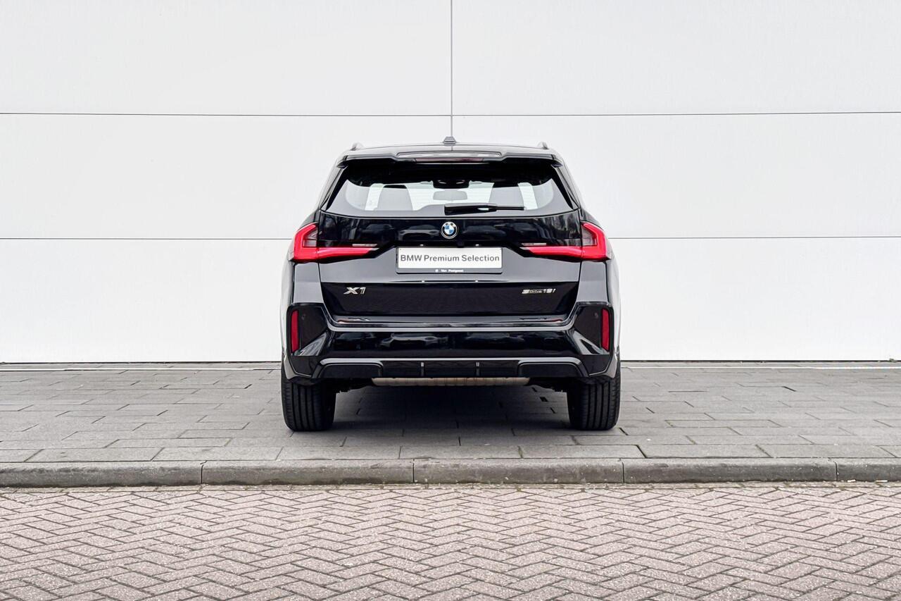 BMW X1 sDrive18i M-Sport | Premium Pack |