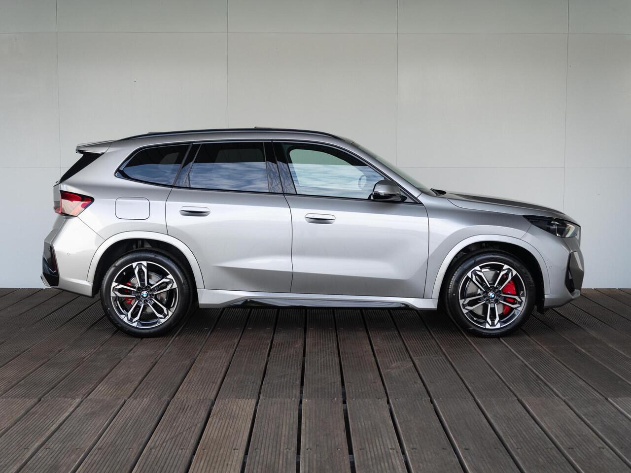 BMW X1 sDrive18i | M Sportpakket Pro | Premium Pack | Travel Pack | Showroom Selection