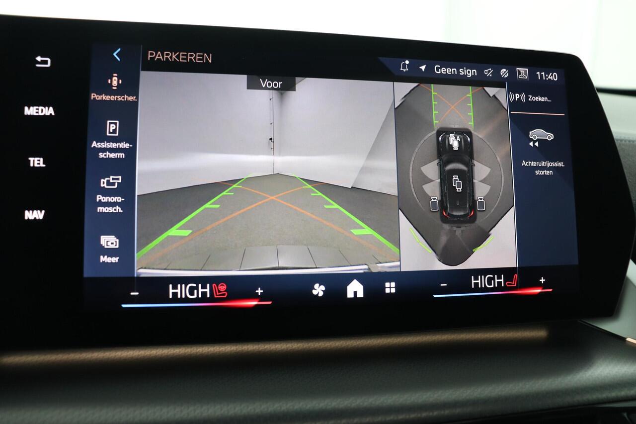 BMW X1 xDrive23i | M Sportpakket Pro | Innovation Pack | Comfort Pack | Travel Pack