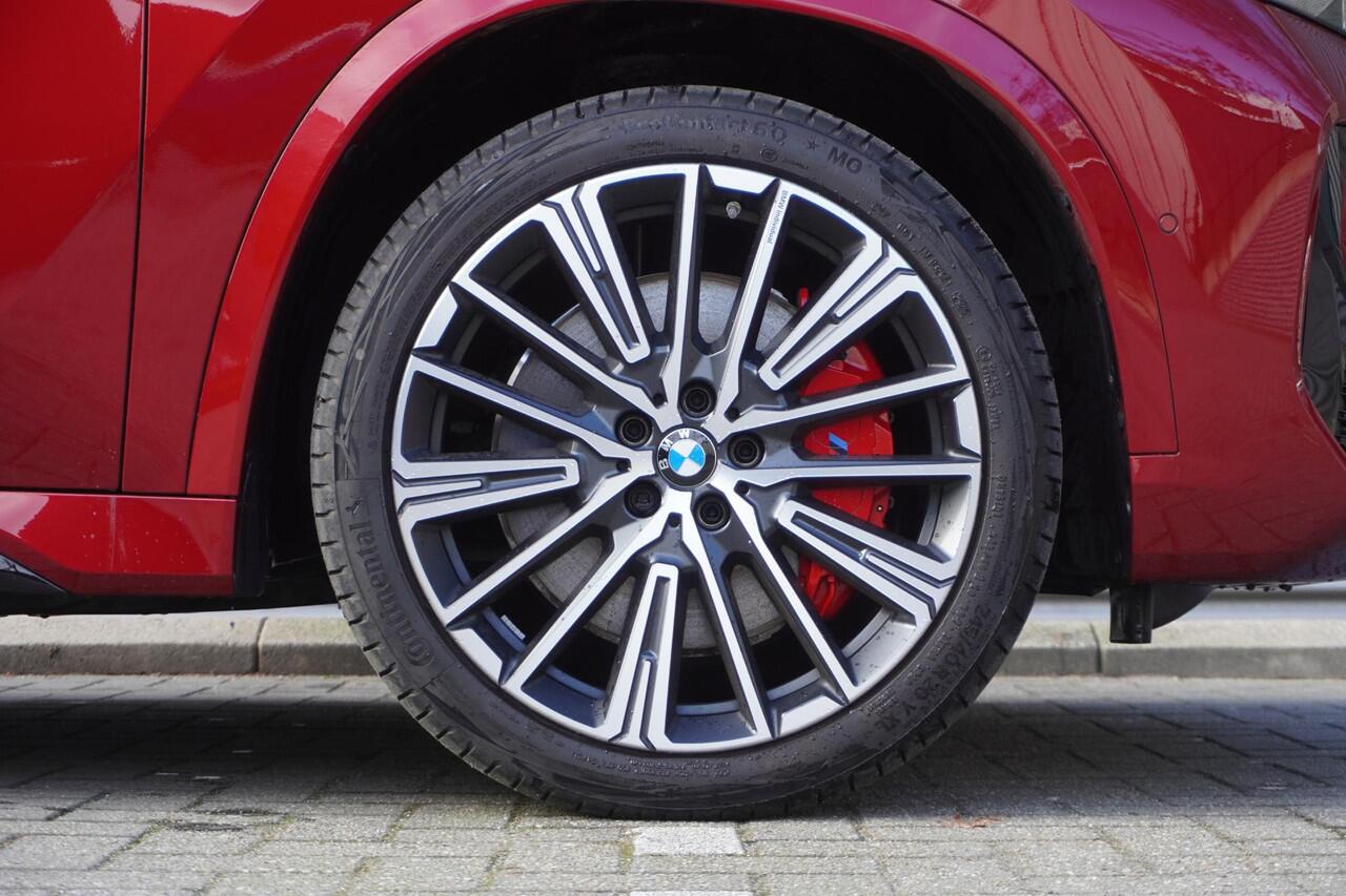 BMW X1 xDrive25e M Sportpakket Pro | Comfort Pack | Trekhaak met elektrisch wegklapbare kogel | Glazen panoramadak | Harman-Kardon sound system | Elektrisch verstelbare stoelen | Ekris Selection