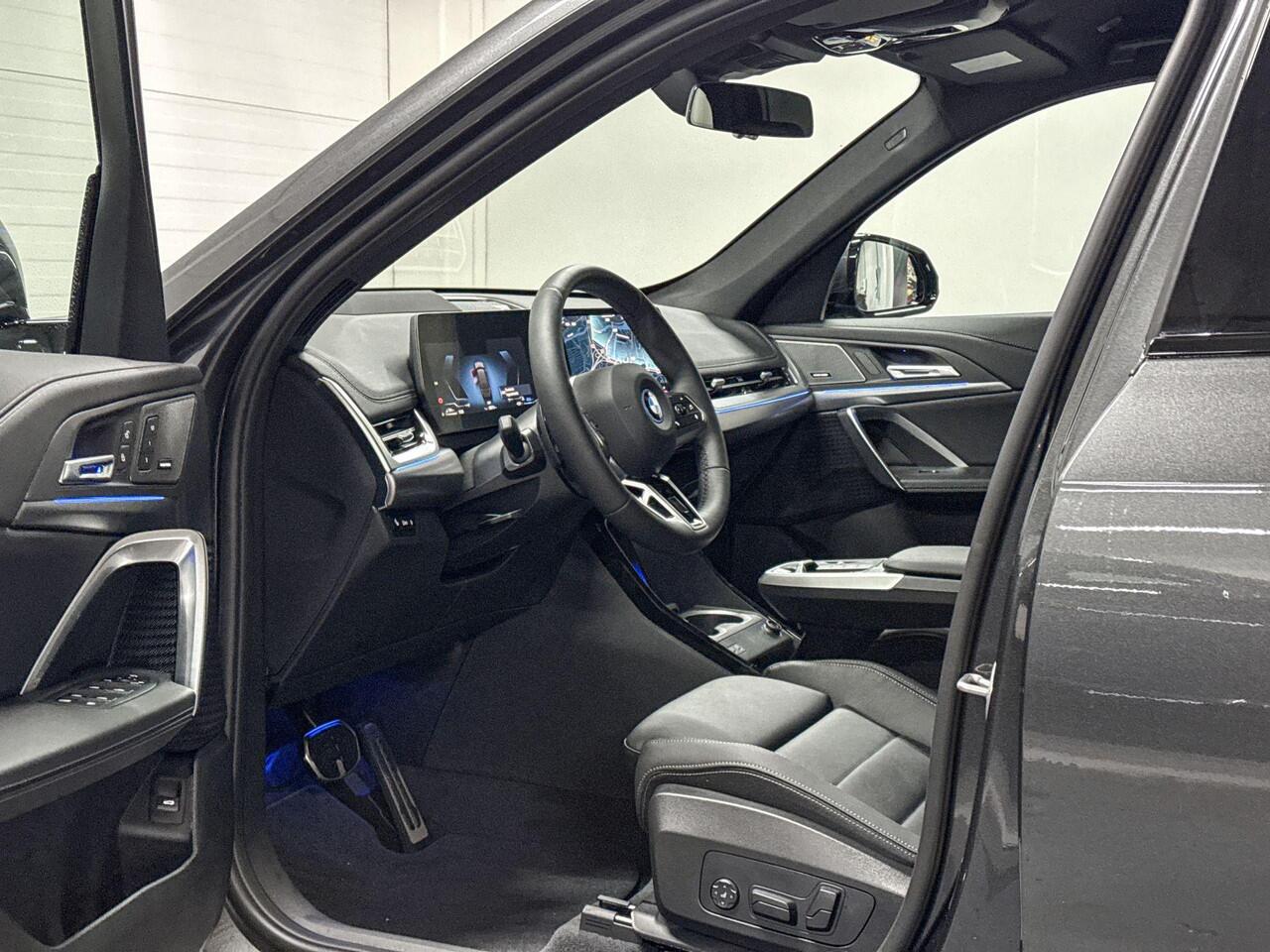 BMW X1 xDrive25e | M-Sport Pro | Innovation Pack | Comfort Pack | Driving Assistant Plus | Stoel Massage | Harman/Kardon | Comfort Access | Special Request Gun Metal II