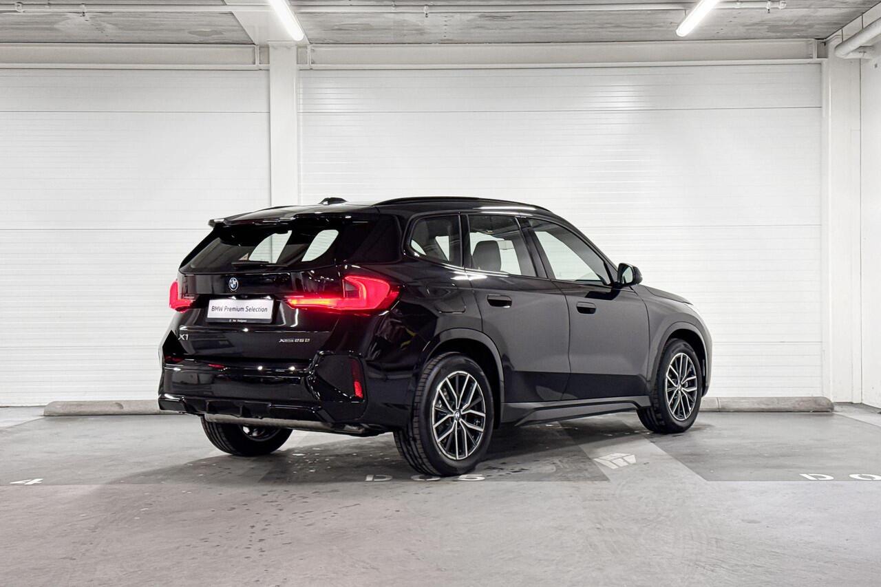 BMW X1 xDrive25e | M-Sport | Premium Pack | Comfort Pack | Driving Assistant | Harman/Kardon | Comfort Access | Trekhaak